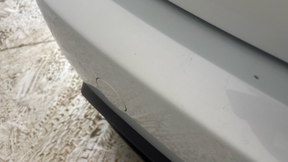 MINI HATCHBACK chips and scratches