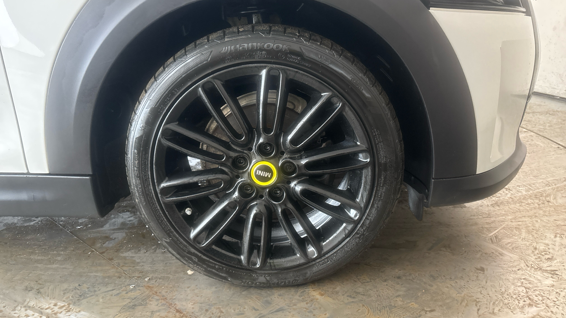 4070251 135kW Cooper S Level 2 33kWh 3dr Auto