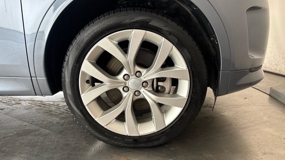 LAND ROVER DISCOVERY SPORT Image 20