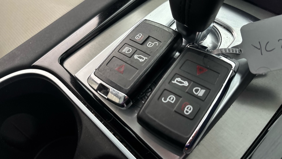 LAND ROVER DISCOVERY SPORT cruise control