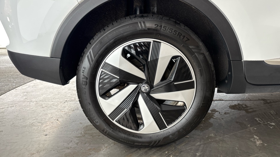 MG ZS Image 19