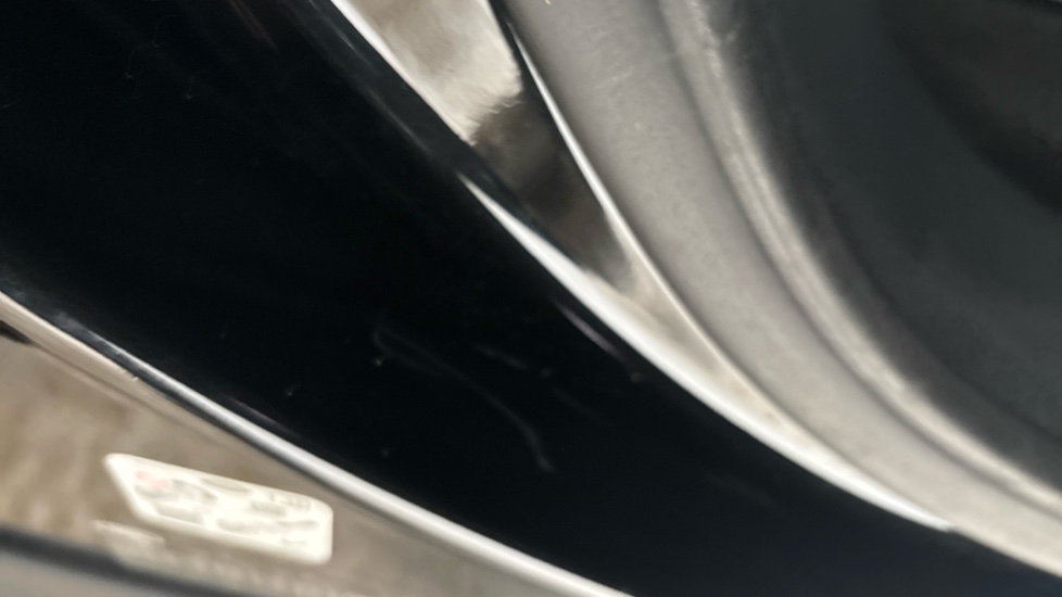 LAND ROVER RANGE ROVER SPORT scratches