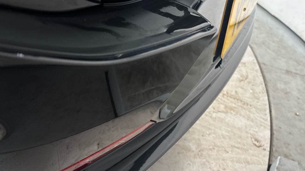 LAND ROVER RANGE ROVER SPORT scratches