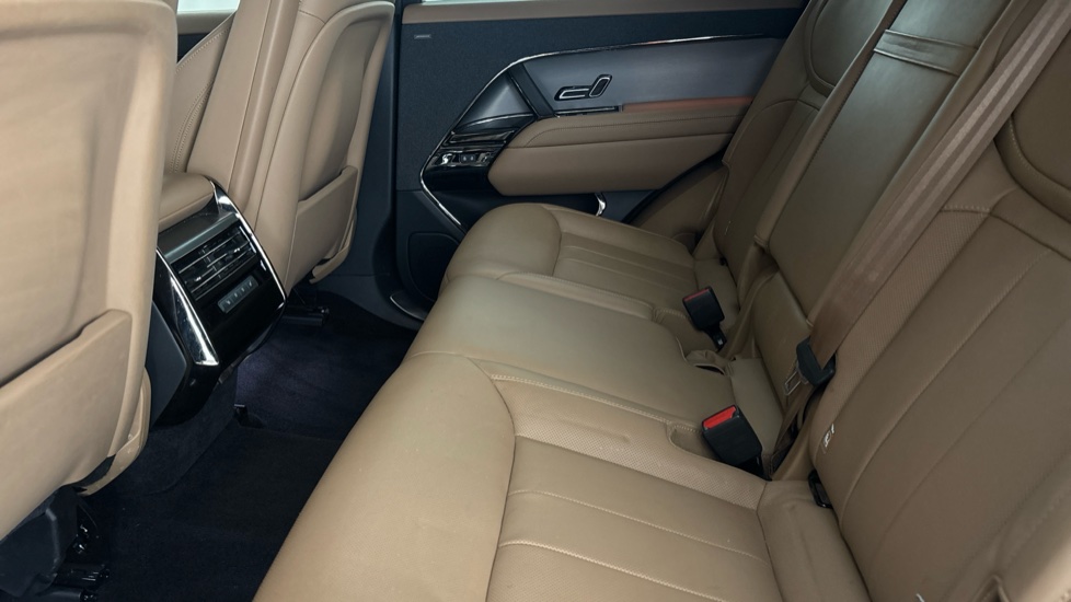 LAND ROVER RANGE ROVER SPORT Image 14