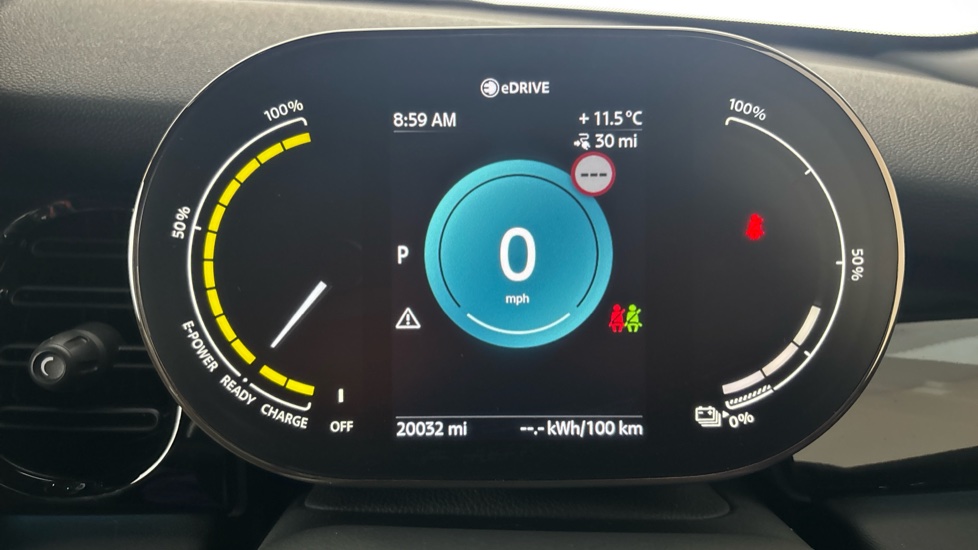 MINI HATCHBACK Image 13