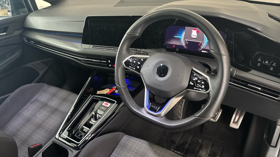 VOLKSWAGEN GOLF Image 9
