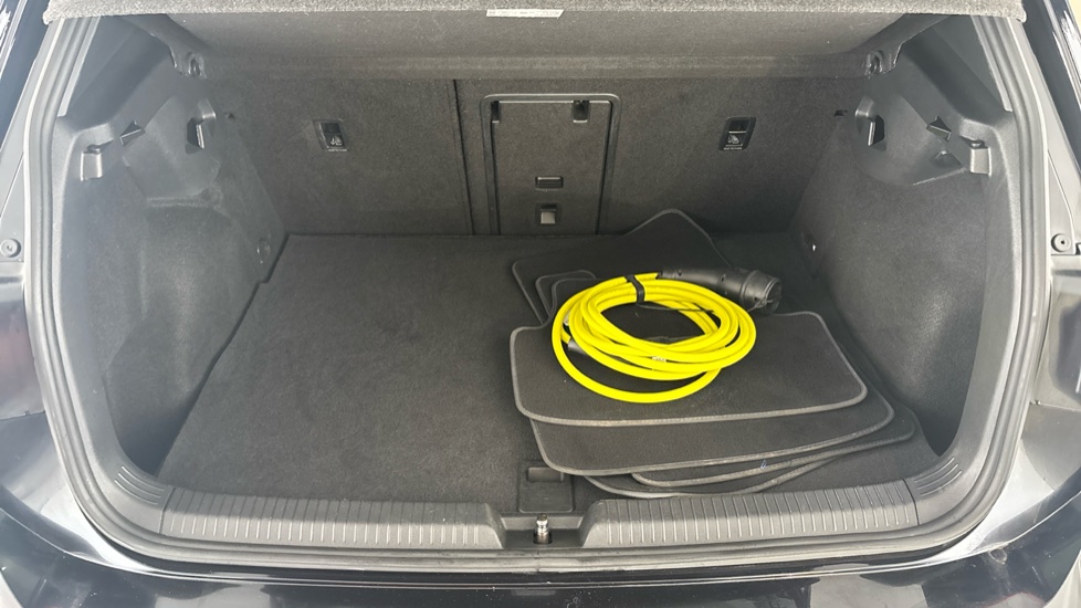 VOLKSWAGEN GOLF Image 15