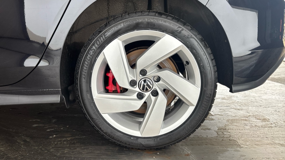 VOLKSWAGEN GOLF Image 18