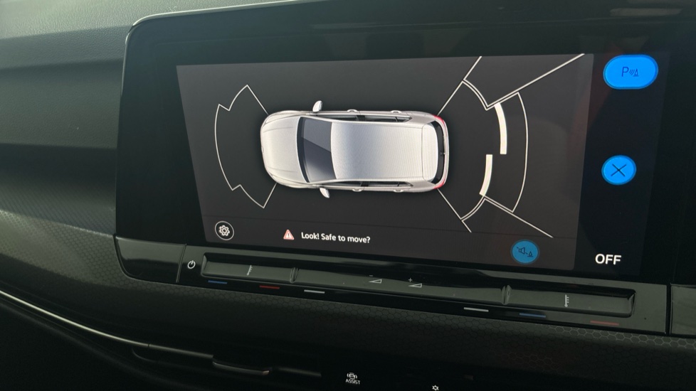 VOLKSWAGEN GOLF parking sensors