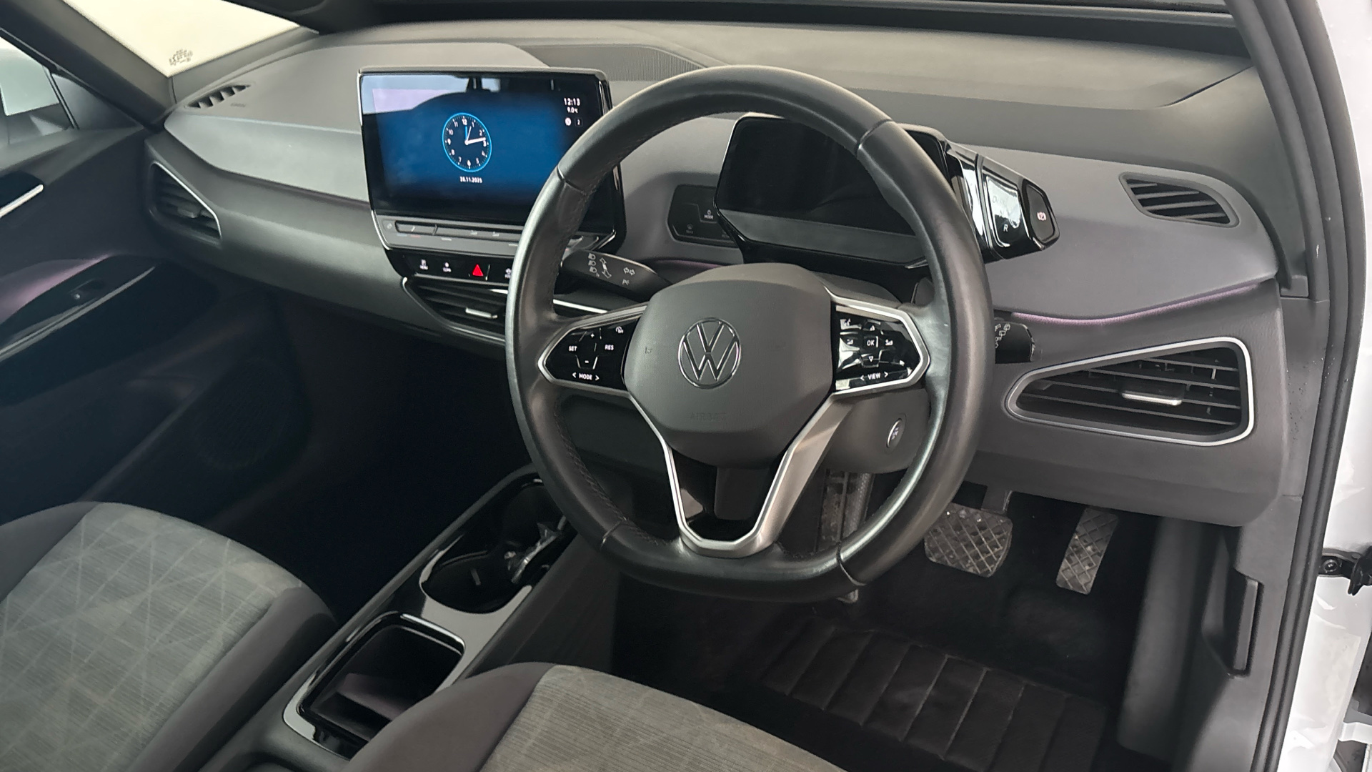 4020821 150kW Life Pro Performance 58kWh 5dr Auto