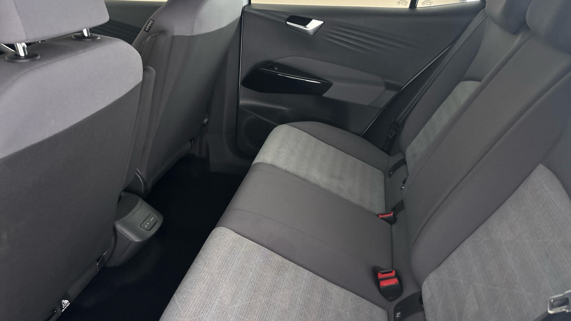 4020821 150kW Life Pro Performance 58kWh 5dr Auto