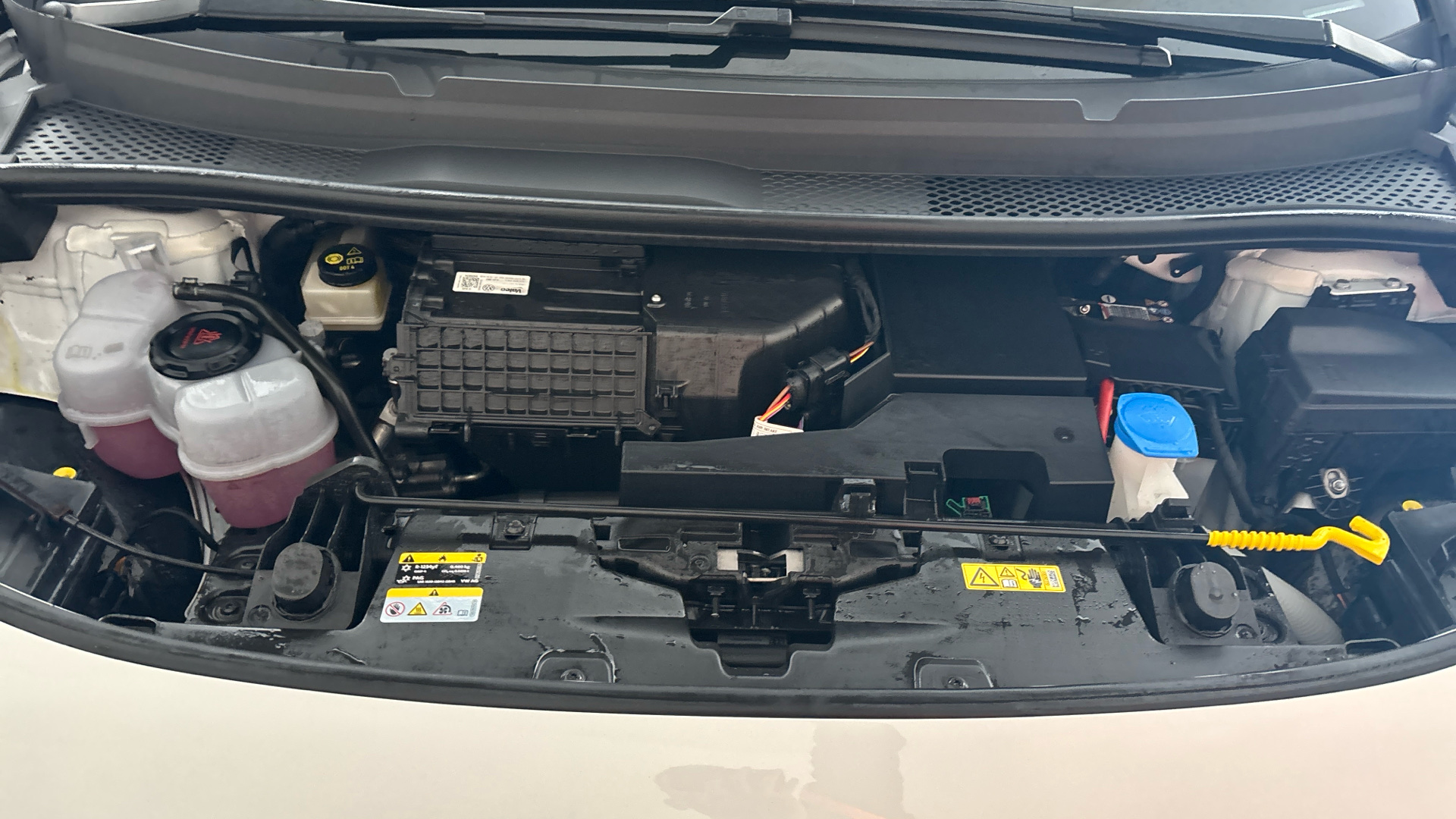 4020821 150kW Life Pro Performance 58kWh 5dr Auto