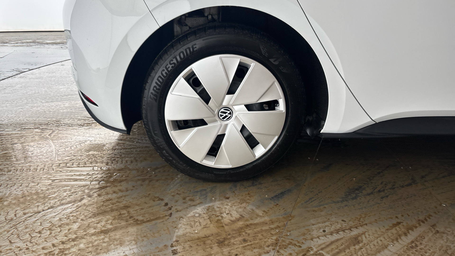 4020821 150kW Life Pro Performance 58kWh 5dr Auto