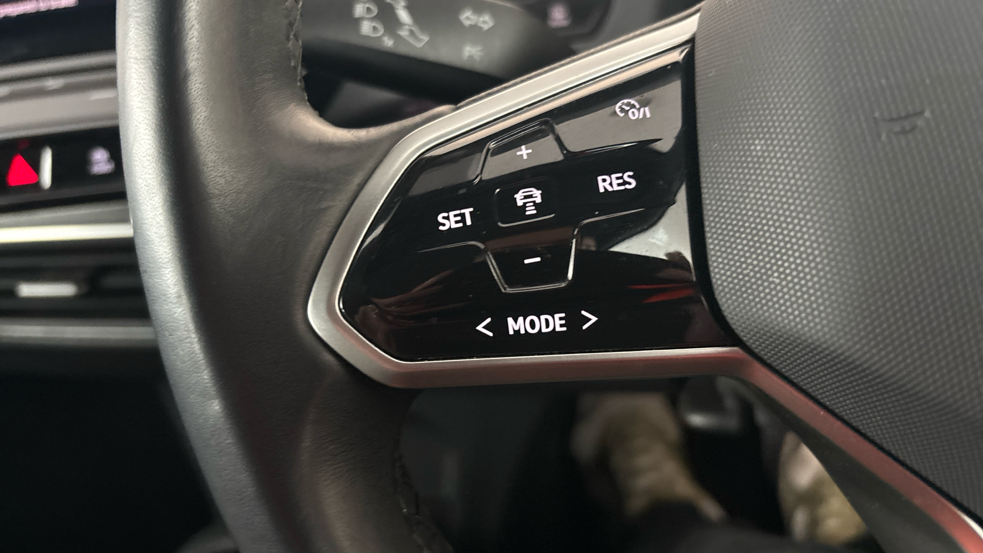 4020821 150kW Life Pro Performance 58kWh 5dr Auto