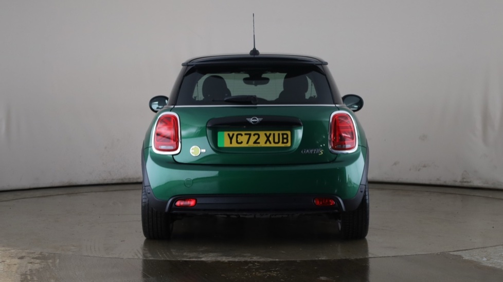MINI HATCHBACK Image 4