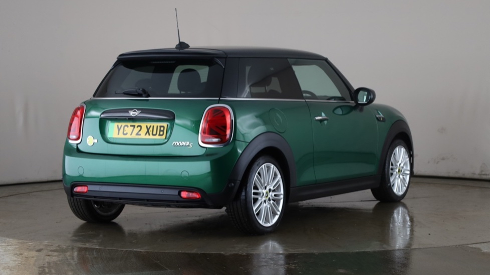 MINI HATCHBACK Image 5