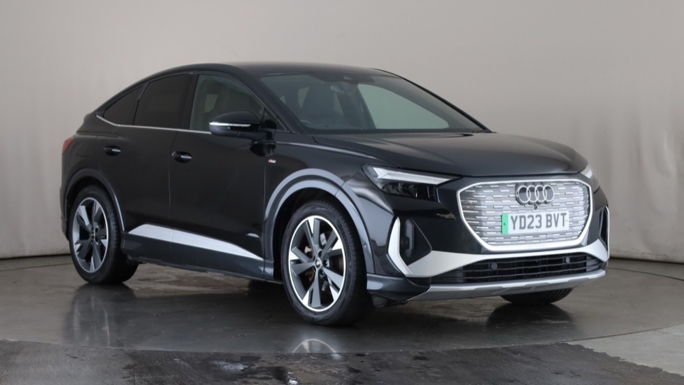 AUDI Q4 Image 7