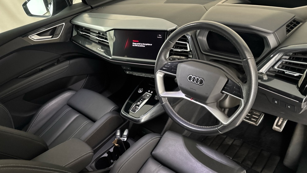 AUDI Q4 Image 9