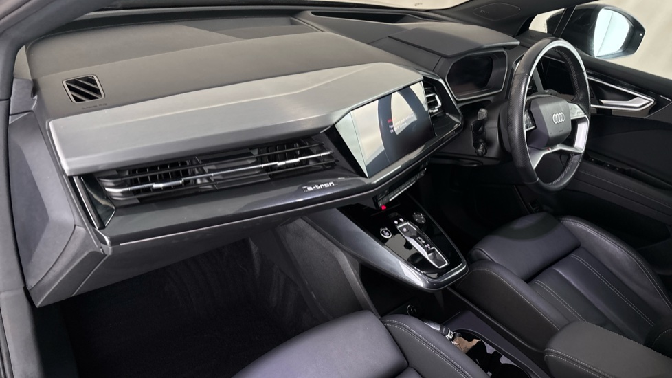 AUDI Q4 Image 10