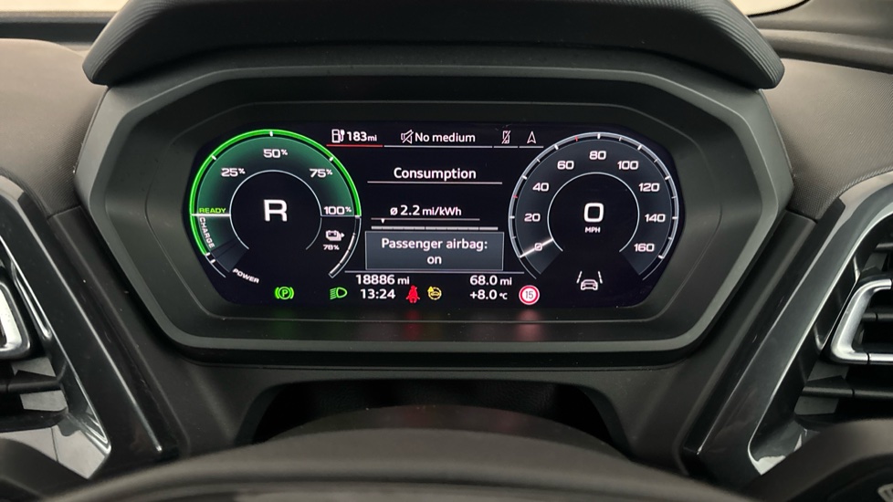 AUDI Q4 Image 13