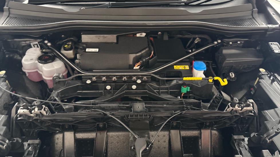 AUDI Q4 Image 16