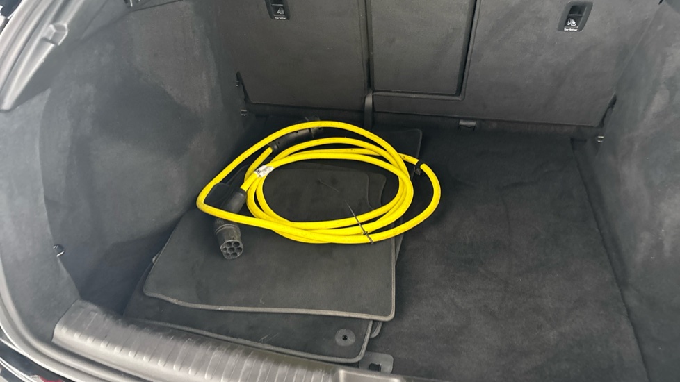 AUDI Q4 Image 22