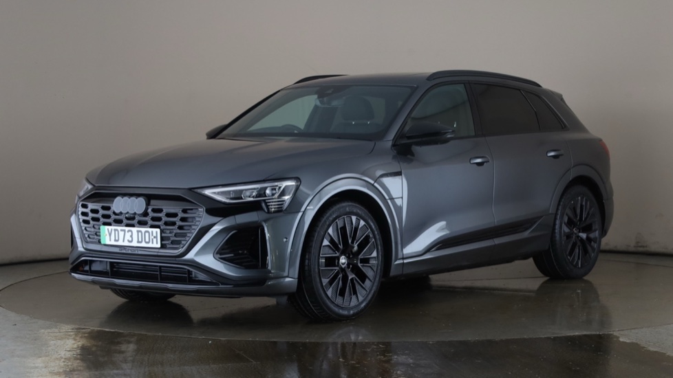 Used AUDI Q8