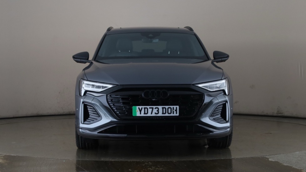 AUDI Q8 Image 8