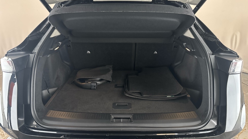 NISSAN ARIYA Image 15