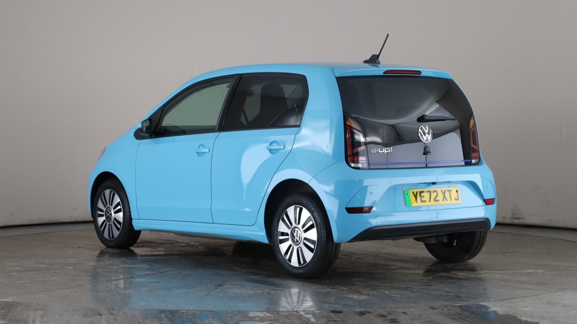 4020832 60kW E-Up 32kWh 5dr Auto