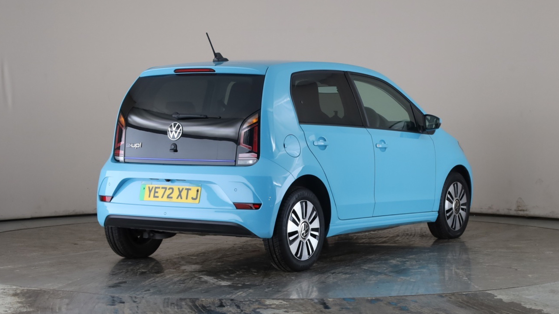 4020832 60kW E-Up 32kWh 5dr Auto