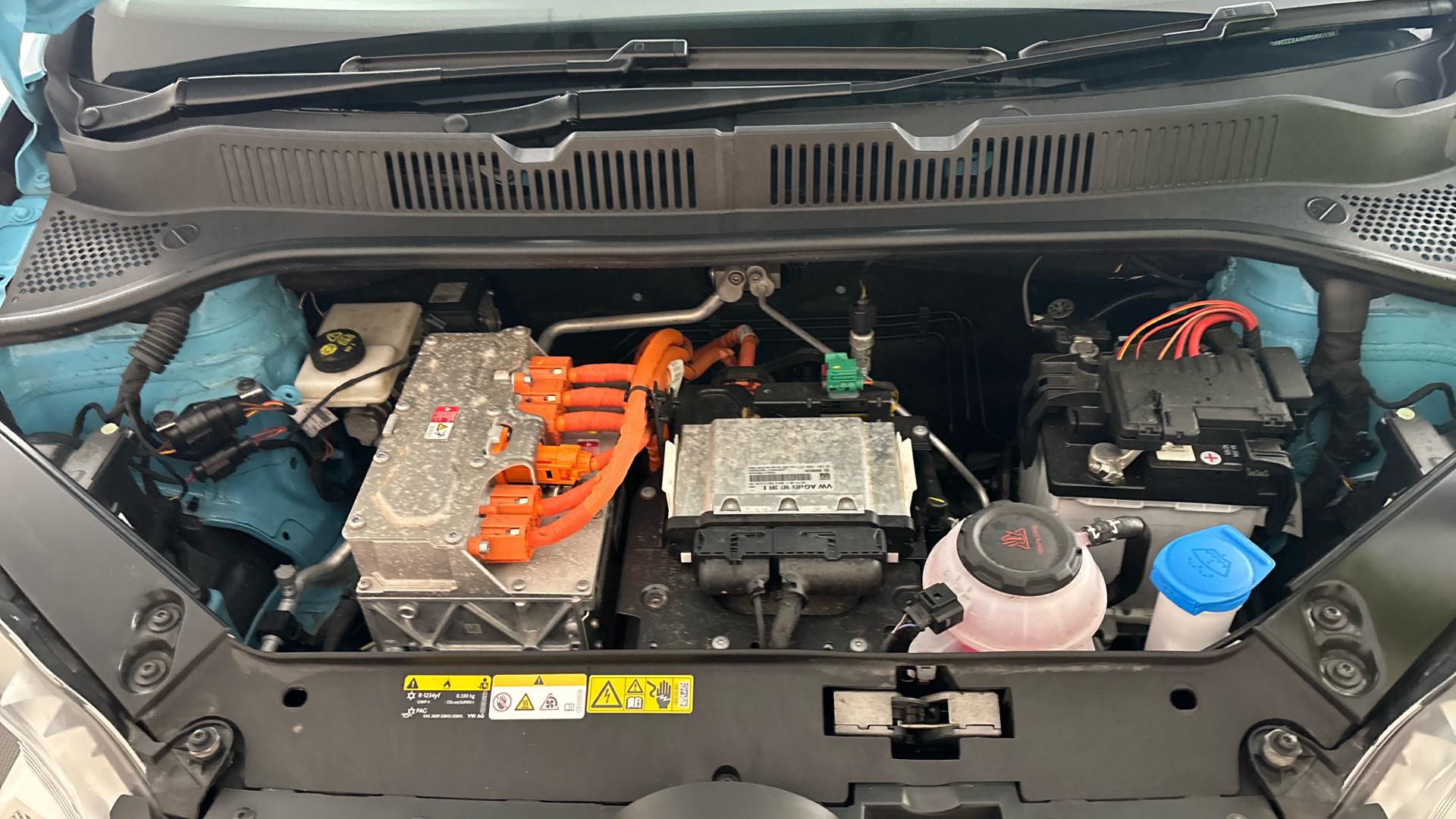 4020832 60kW E-Up 32kWh 5dr Auto