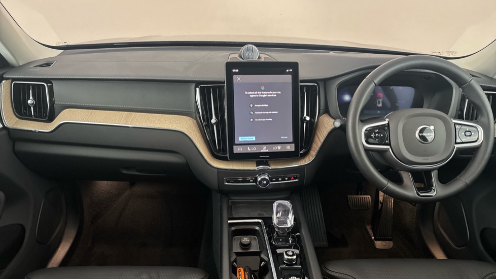 VOLVO XC60 Image 11