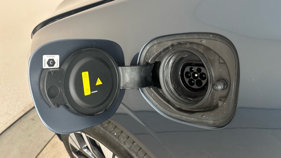 VOLVO XC60 Image 21