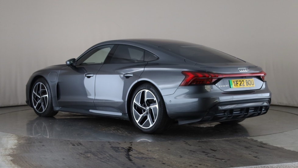 AUDI E-TRON GT Image 3
