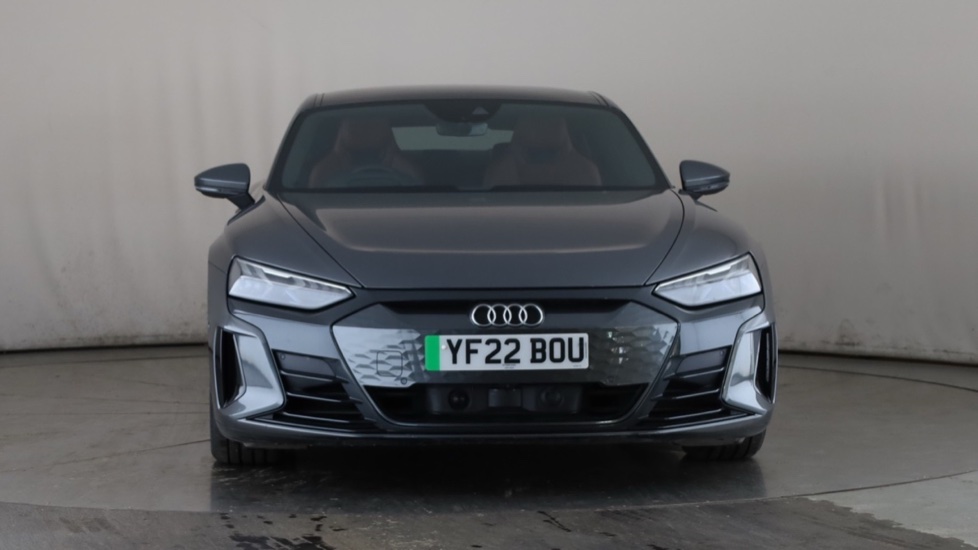 AUDI E-TRON GT Image 8