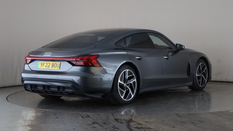AUDI E-TRON GT Image 5