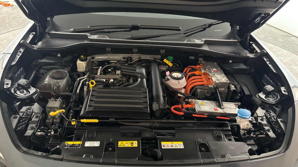 CUPRA FORMENTOR Image 16