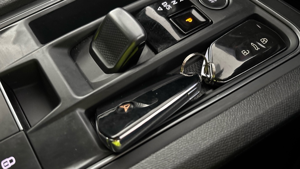 CUPRA FORMENTOR 2 keys