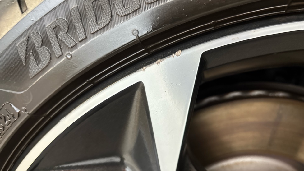 CUPRA FORMENTOR scuff
