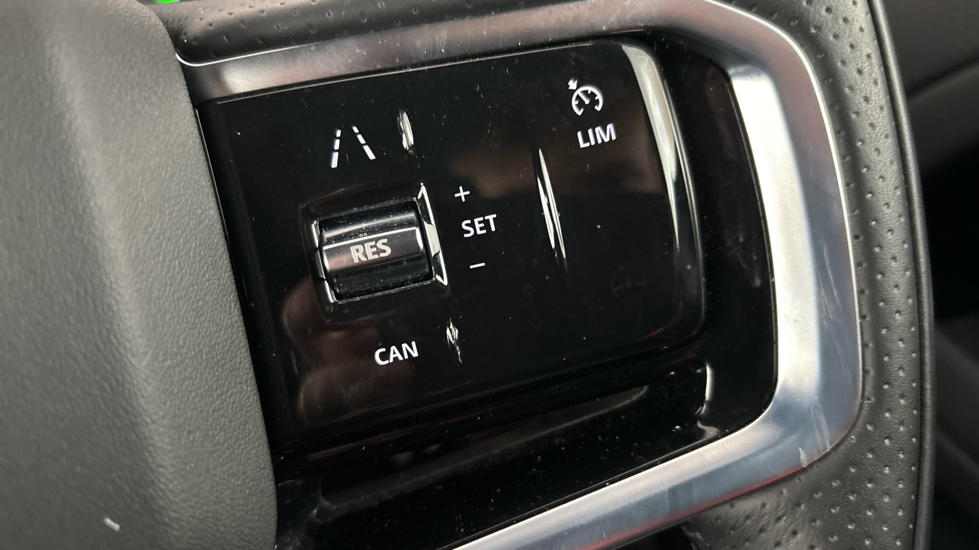 Land Rover Range Rover Evoque 1.5 P300e R-Dynamic S 5dr Auto