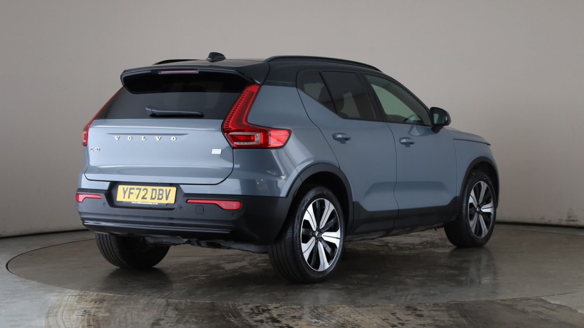 4027755 170kW Recharge Plus 69kWh 5dr Auto