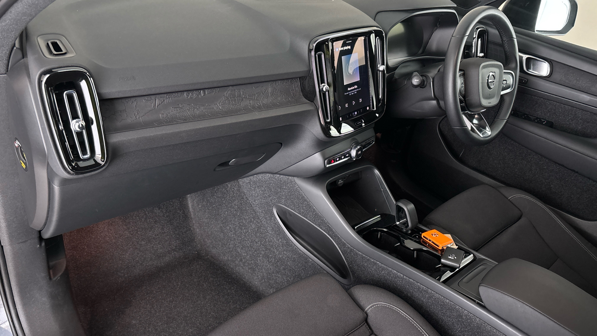 4027755 170kW Recharge Plus 69kWh 5dr Auto