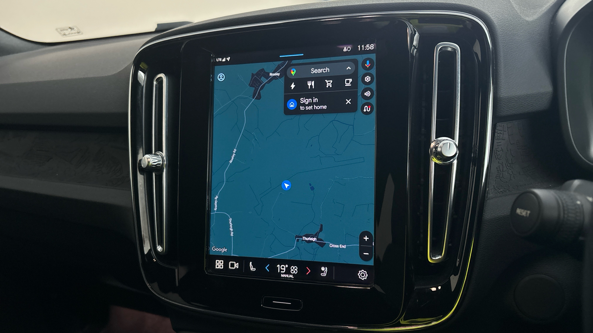 4027755 170kW Recharge Plus 69kWh 5dr Auto