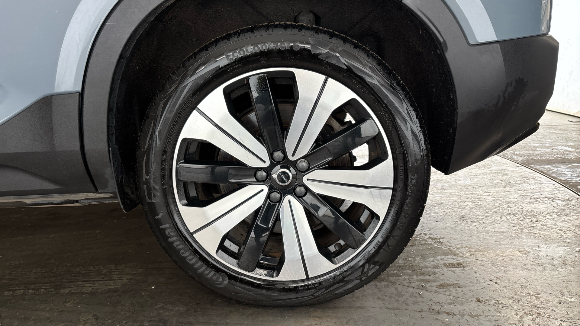 4027755 170kW Recharge Plus 69kWh 5dr Auto