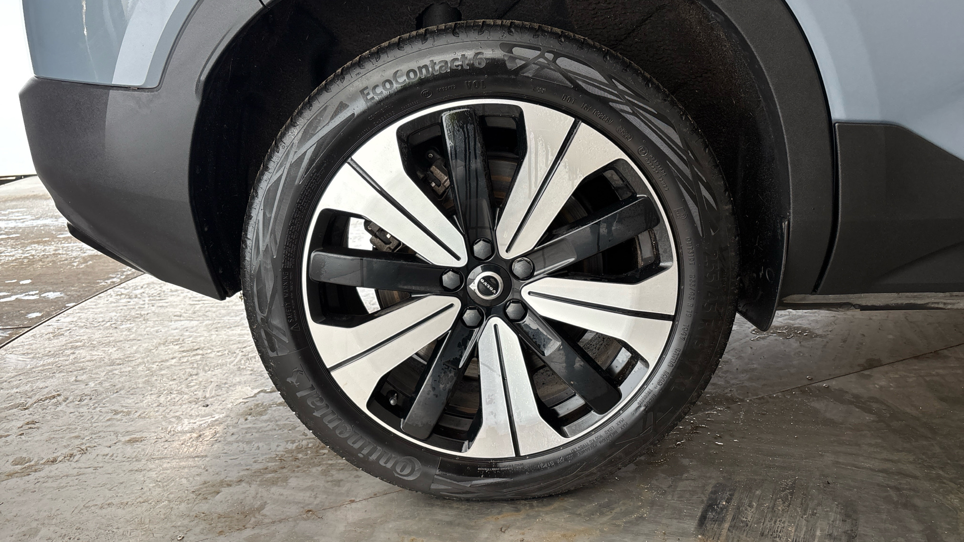 4027755 170kW Recharge Plus 69kWh 5dr Auto