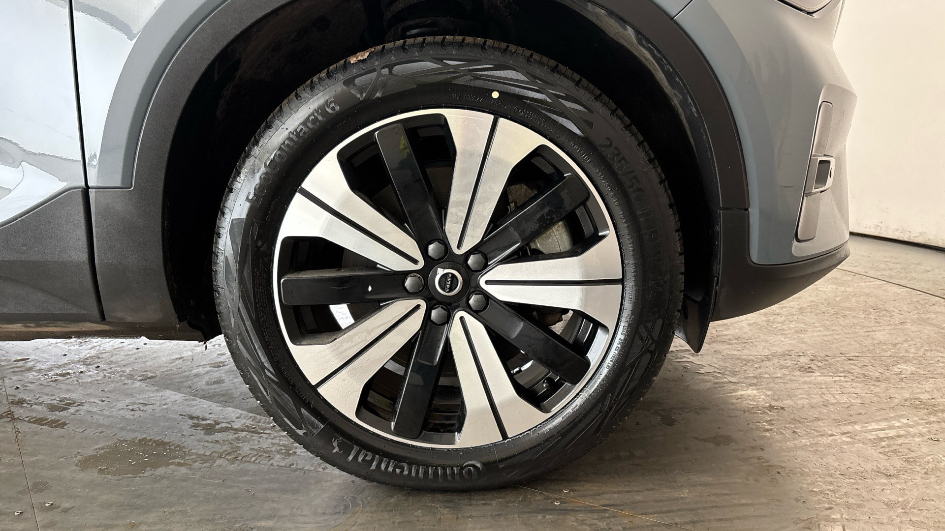 4027755 170kW Recharge Plus 69kWh 5dr Auto