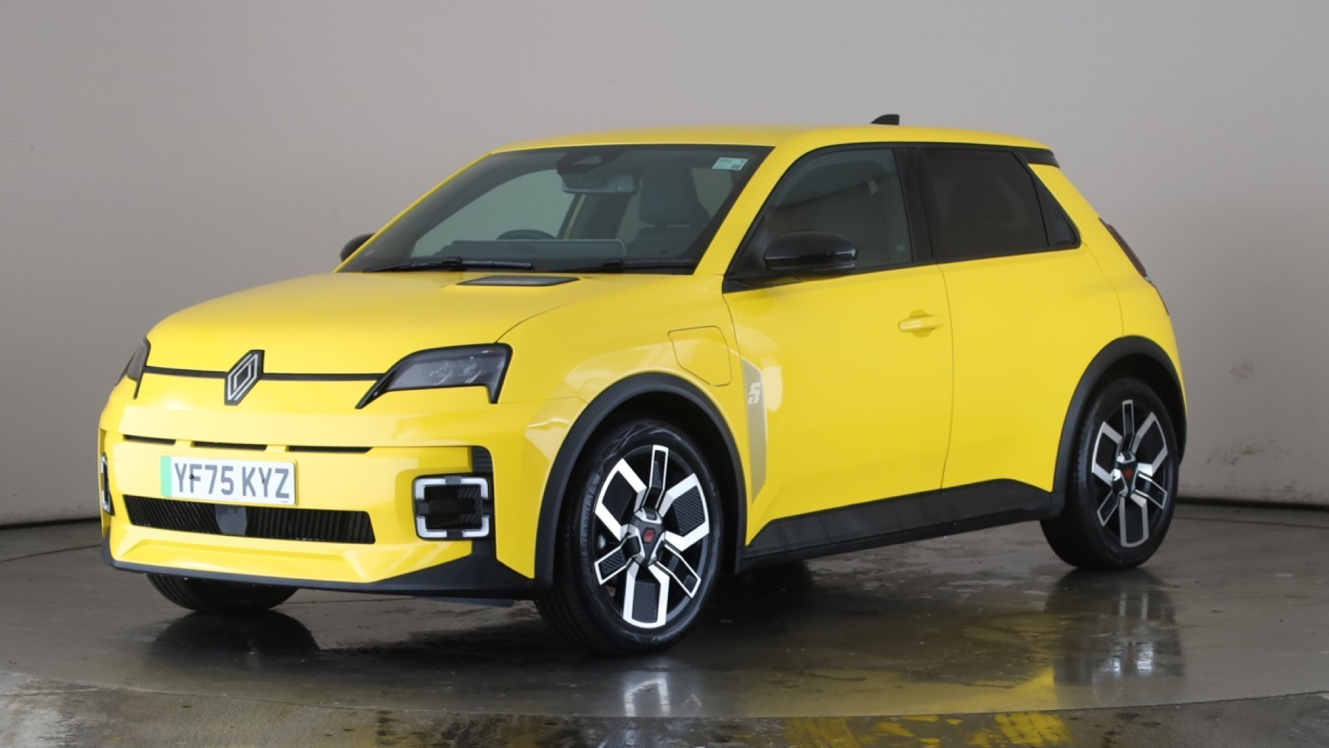 Renault 5 E-tech Hatchback 90kW Techno Urban Range 40kWh 5dr Auto