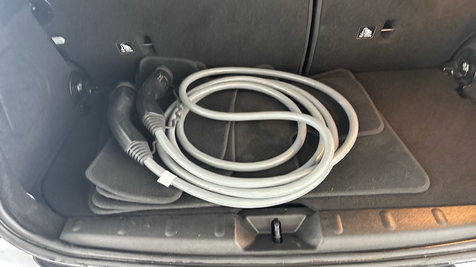 MINI HATCHBACK Image 22