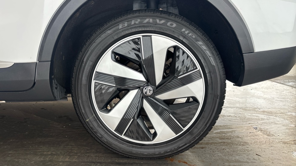 MG ZS Image 18